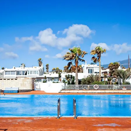 Inviting 1-bed In Poris With 3 Pools Apartament *