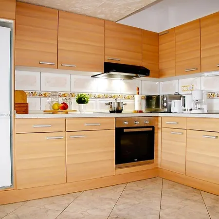 아파트 Inviting 1-bed In Poris With 3 Pools *